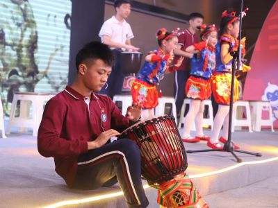 美好学生|透过视镜看世界